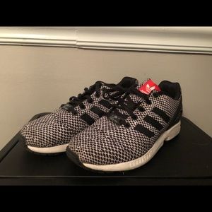 Women’s Adidas Flux